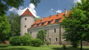 Odbudowany zamek krzyżacki w Pasłęku. Wokół tej budowli krążą legendy