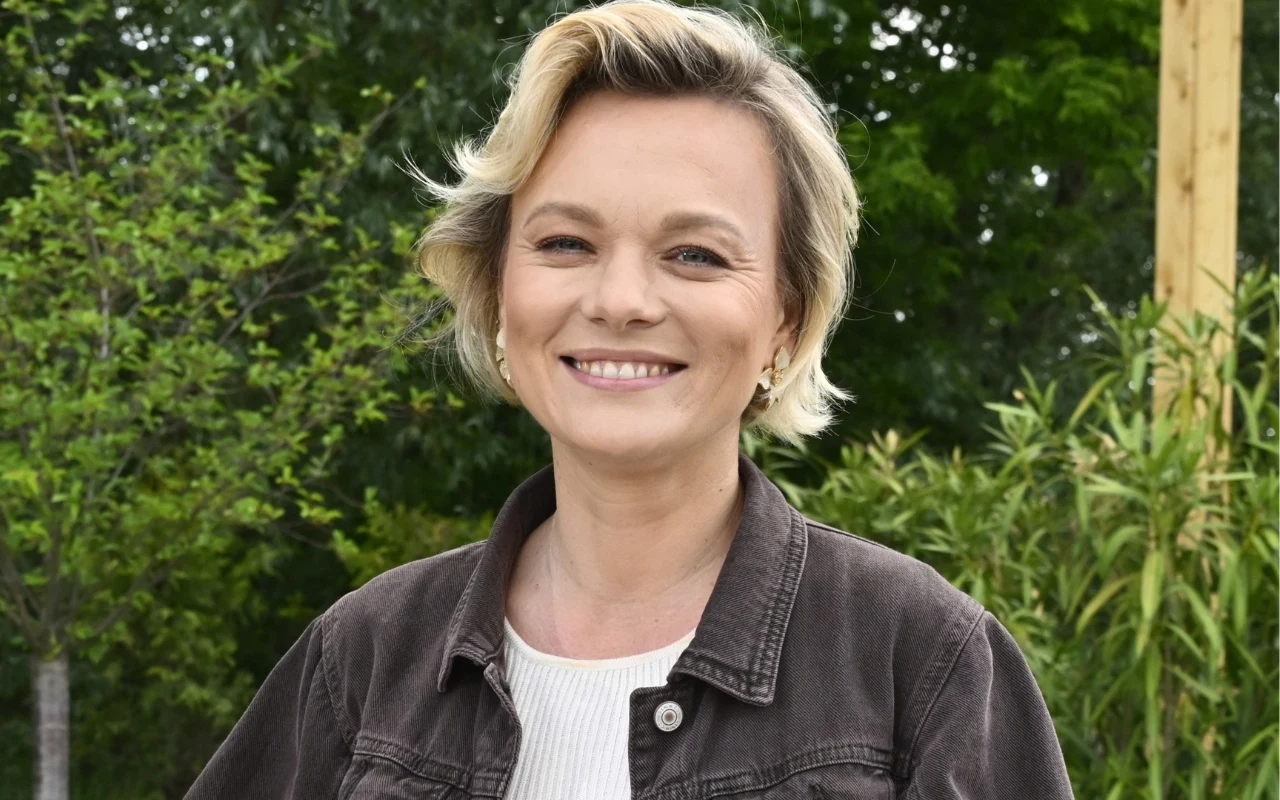 Kasia Joda Ekspertka obala popularne mity o kwiatach. Moneta w wazonie nie działa