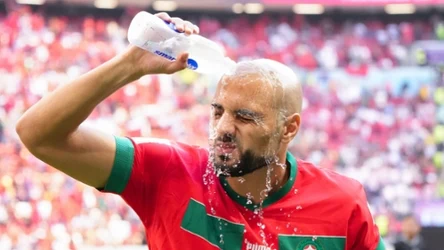 Już podczas mundialu 2022 roku w Katarze było gorąco. Wtedy Katarczycy stosowali klimatyzację na stadionach
