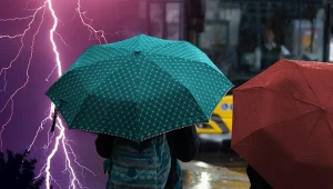 Przeważająca część Polski w alertach. Ostrzeżenia IMGW przed burzami dla 13 województw (zdj. ilustracyjne)
