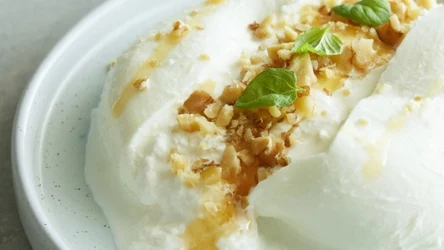 Ten ser jest prawie tak popularny jak mozzarella. Smaczny, zdrowy i można go wykorzystać do wielu dań 