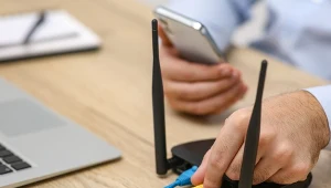 Zmień te ustawienia routera Wi-Fi, by mieć szybszy internet