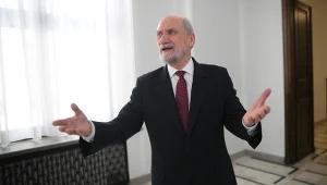 Antoni Macierewicz usłyszał zarzuty