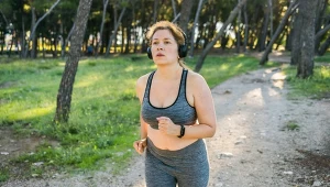 Intensywność treningów powinna być dopasowana do kondycji, sprawności, jak również masy ciała