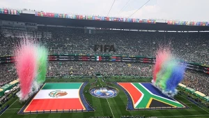 Ceremonia przed meczem Meksyk - RPA