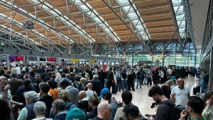 Ewakuacja na lotnisku w Hamburgu. Panował chaos, wielka akcja policji