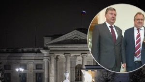 Człowiek Brauna świętował w rosyjskiej ambasadzie. "Chwila dość niezwykła"