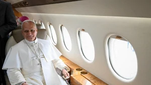 Papież podziękował królowi Hiszpanii. W tle incydent z samolotem