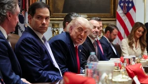 Najpierw rozmowa Trumpa z Zełenskim, potem z Putinem. Strony ujawniają kulisy