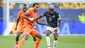 7:1 na start zmagań, potem trzy poprzeczki. Zdecydował gol w 90. minucie