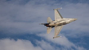 Polski myśliwiec F-16, zdjęcie ilustracyjne