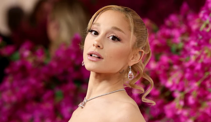 Ariana Grande zalała się łzami na scenie. W poruszających słowach zwróciła się do fanów. "Nie możecie mi tego robić"