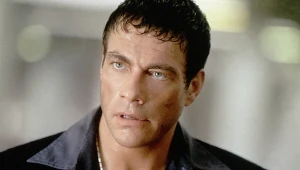 Jean-Claude Van Damme w filmie "Za ciosem"