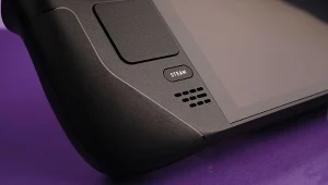 Dziecko zwymiotowało na etui do Steam Decka. Producent wysłał nowe