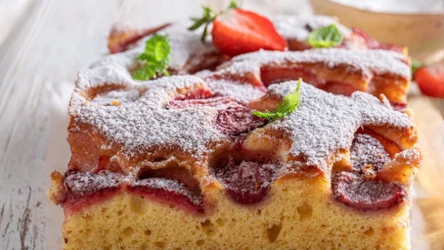 Ciasto drożdżowe bez wyrabiania. Idealne do truskawek