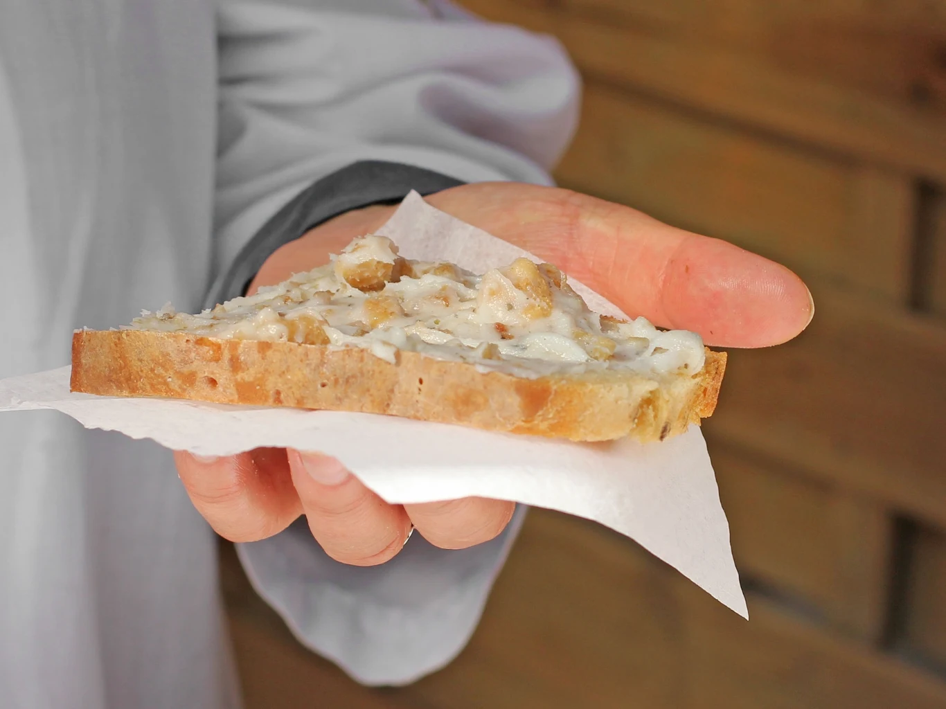 Kanapka ze smalcem dziś wraca do łask jako rarytas. Czy takie jedzenie jest zdrowe? Kanapka ze smalcem dziś wraca do łask jako rarytas. Czy takie jedzenie jest zdrowe?