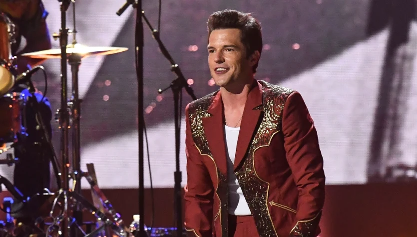 Brandon Flowers kończy 45 lat. Nad urodzinami gwiazdora ciąży klątwa?