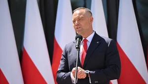 "Putin otwiera szampana". Fala komentarzy do decyzji prezydenta