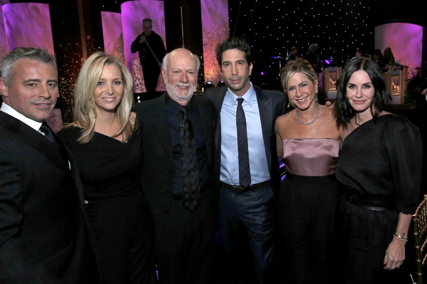 Matt LeBlanc, Lisa Kudrow, James Burrows, David Schwimmer, Jennifer Aniston i Courteney Cox w 2016 roku