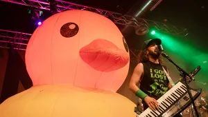 Christopher Bowes (Alestorm) w akcji
