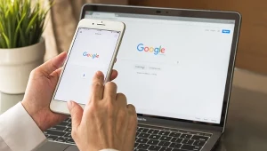 Deccoria.pl dostępna w Google. Sprawdź, jak dodać serwis do ulubionych