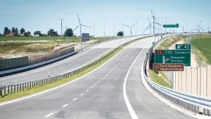 W dzień zakończenia roku szkolnego kierowcy otrzymają 40 km kluczowej drogi. 