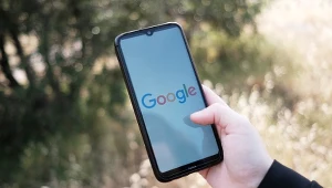 Google ma nową funkcję. Tak dodasz Interia Muzyka do ulubionych źródeł