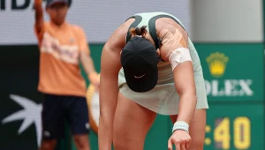 Xiyu Wang miała ogromne problemy ze zdrowiem podczas meczu drugiej rundy eliminacji Wimbledonu