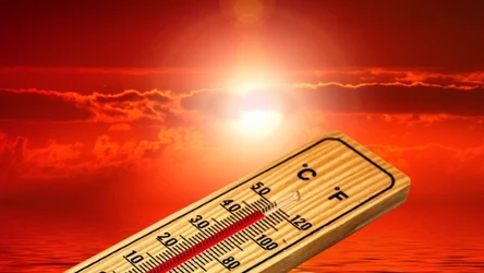 Specjaliści nie mają złudzeń, że zjawiska ekstremalnych temperatur są objawami ocieplenia klimatu.