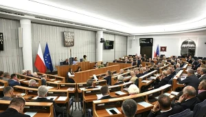 Senat zgłosił poprawki do ustawy o podatku od nadzwyczajnych zysków firm paliwowych