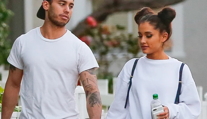 Ariana Grande przyłapana w towarzystwie byłego chłopaka. "Są dowodem na to, że można przyjaźnić się z eks"