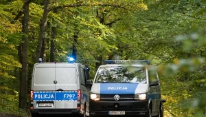 Policja szuka mężczyzny, który miał zaatakować nożem 48-latka. Zdjęcie ilustracyjne