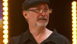 Zasłynął jako Śpiewający Woźny. Występ w talent show odmienił jego życie