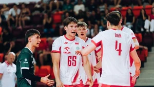 Polscy siatkarze zaczęli marsz po tytuł. Thriller na start turnieju