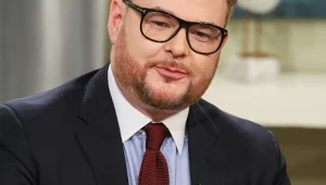 Lubomirski radzi, ile trzeba zarabiać, by godnie żyć. Padła konkretna kwota