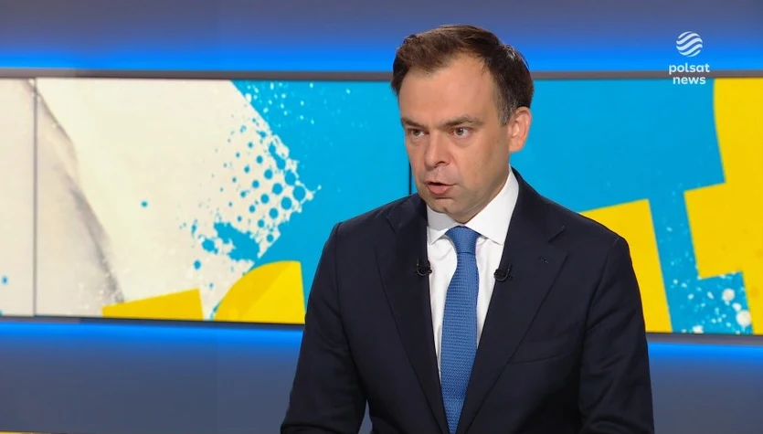 Koniec programu CPN, ceny paliw wzrosną. Domański w ''Graffiti'': To jest średnia, którą można przyjąć