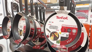 Lidl przeceni patelnie Tefal. Takich cen próżno szukać w sklepach AGD