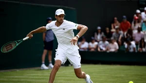 Hubert Hurkacz podczas meczu na Wimbledonie 2026
