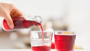 Kompot z jagód na upały. Orzeźwia lepiej niż słodkie napoje