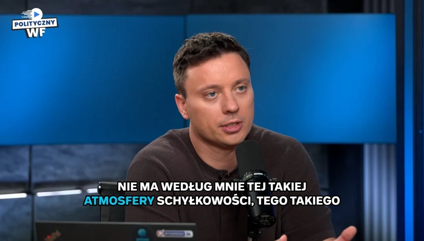 "Polityczny WF": Warszawiacy wystawią Trzaskowskiemu żółtą kartkę?