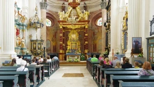 Sobotnie nabożeństwa będą się różnić w zależności od decyzji kapłana