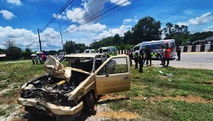 Tragiczny wypadek w Tajlandii. 11-latek wjechał autem w procesję mnichów