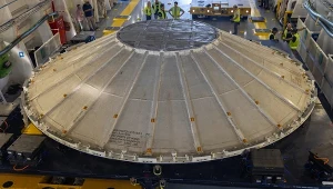 Latający spodek dotarł do NASA. Ważny element SLS dla misji Artemis 3.