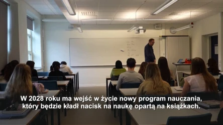 Szwecja wraca do książek. Wprowadza zakaz używania telefonów komórkowych w szkołach 