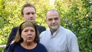 Marta Lipińska, Bartłomiej Kasprzykowski i Cezary Żak na planie "Rancza"