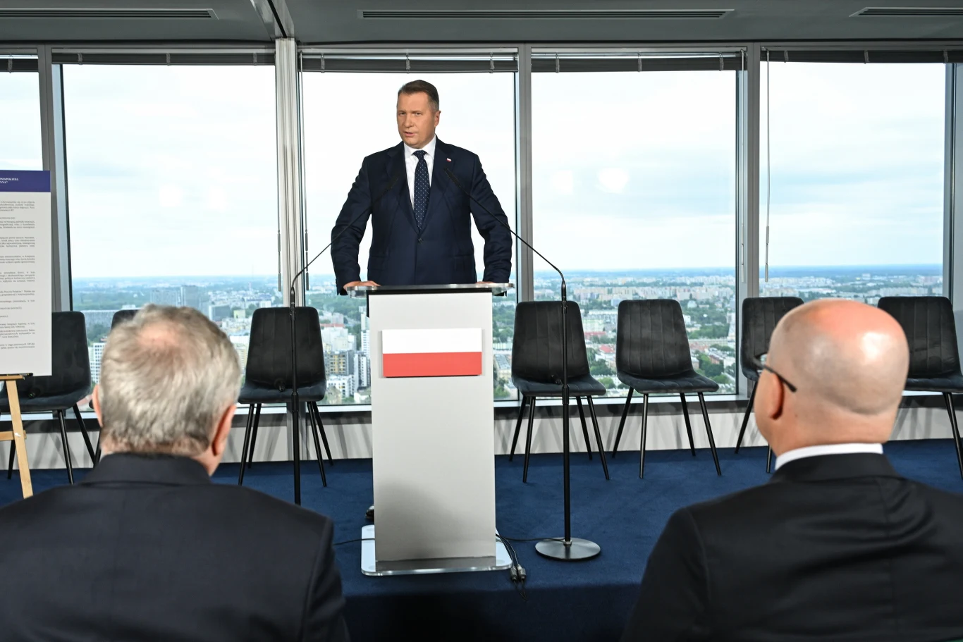 Przemysław Czarnek podczas konwencji PiS w Warszawie article cover