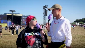 Weronika Figiel i Bartłomiej Warowny przeprowadzili sondę z uczestnikami na Open'er Festivalu 2026
