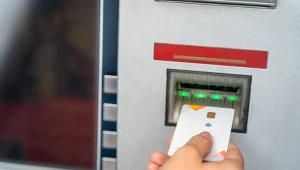 Czy bank może zamknąć konto klientowi?