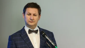 Radny KO Klaudiusz Komor w Bielsku-Białej po apelu premiera zrezygnował z zasiadania w radzie szpitala w Zabrzu