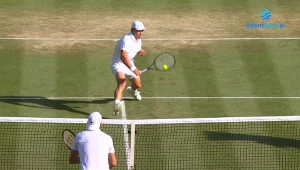 Najlepsze akcje tenisistów w walce o ćwierćfinał Wimbledonu [WIDEO]